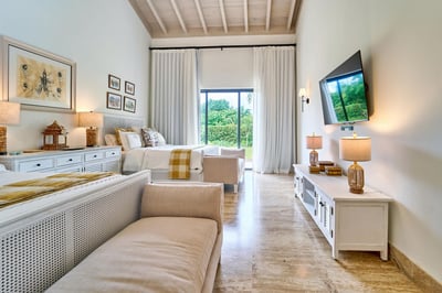 Luxury Villa Photo #33