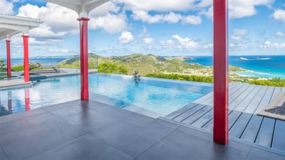 Luxury Villa Photo #9
