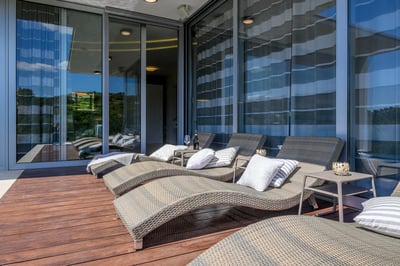 Luxury Villa Photo #7