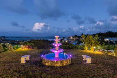 Luxury Villa Photo #13