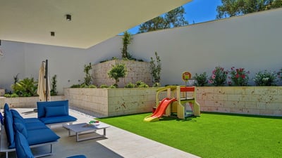 Luxury Villa Photo #10