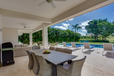 Luxury Villa Photo #10