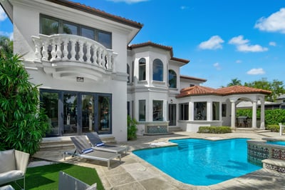 Luxury Villa Photo #5