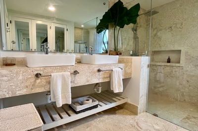 Luxury Villa Photo #36