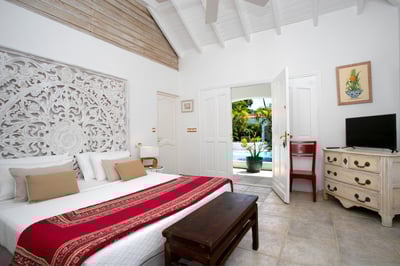 Luxury Villa Photo #30