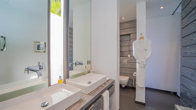 Luxury Villa Photo #54
