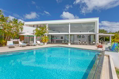 Luxury Villa Photo #2