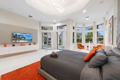 Luxury Villa Photo #36