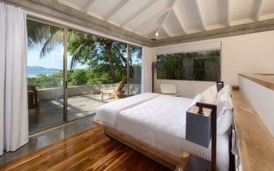 Luxury Villa Photo #27