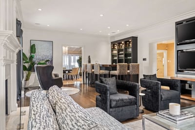 Luxury Villa Photo #18