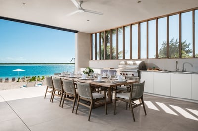 Luxury Villa Photo #22