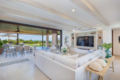 Luxury Villa Photo #10