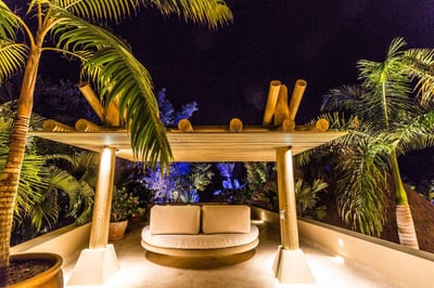 Luxury Villa Photo #17