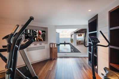 Luxury Villa Photo #27