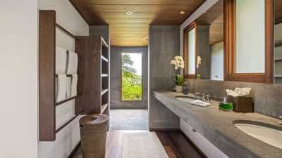 Luxury Villa Photo #30