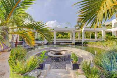 Luxury Villa Photo #8