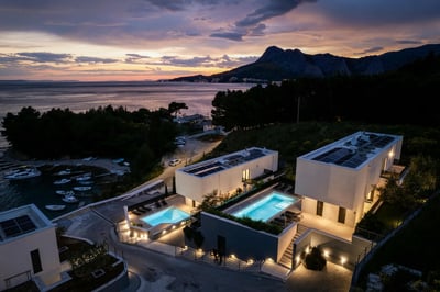 Luxury Villa Photo #41