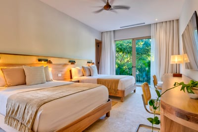 Luxury Villa Photo #40