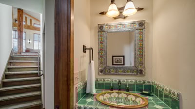 Powder room