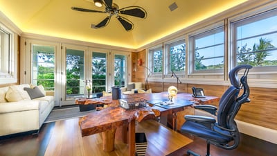 Luxury Villa Photo #32