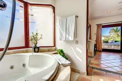 Luxury Villa Photo #29