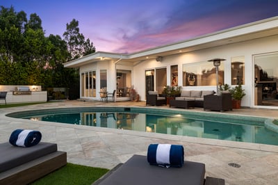 Luxury Villa Photo #6