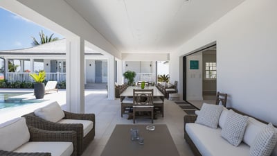 Luxury Villa Photo #19
