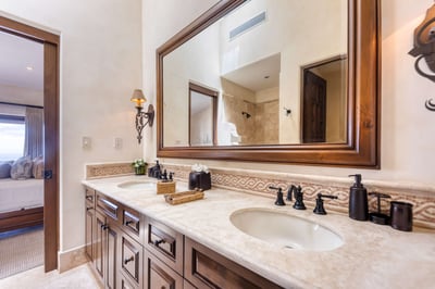 Luxury Villa Photo #56