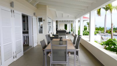 Luxury Villa Photo #23
