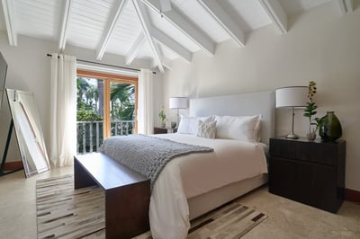Luxury Villa Photo #29