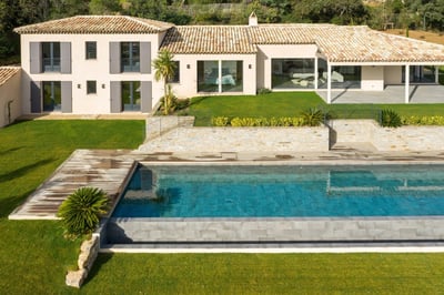 Luxury Villa Photo #2