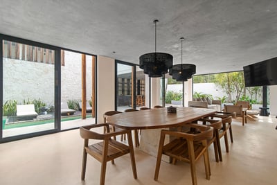 Luxury Villa Photo #60