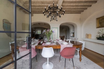 Luxury Villa Photo #11