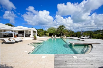 Luxury Villa Photo #13