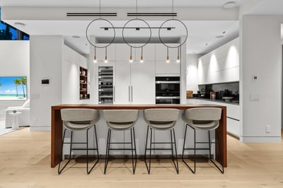 Luxury Villa Photo #13