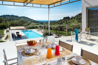 Luxury Villa Photo #7