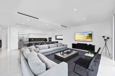 Luxury Villa Photo #20