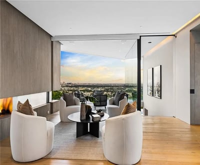 Luxury Villa Photo #22