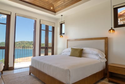 Luxury Villa Photo #21