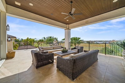 Luxury Villa Photo #14