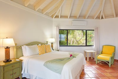 Luxury Villa Photo #9