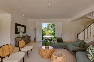 Luxury Villa Photo #14