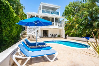 Luxury Villa Photo #6