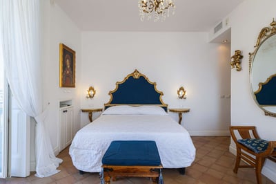 Luxury Villa Photo #45