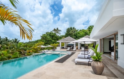 Luxury Villa Photo #2