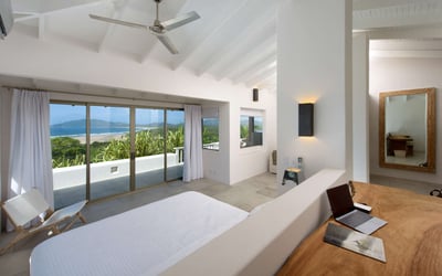Luxury Villa Photo #15