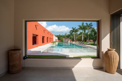 Luxury Villa Photo #28