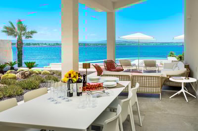 Luxury Villa Photo #16