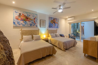 Luxury Villa Photo #52