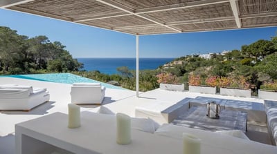 Luxury Villa Photo #5
